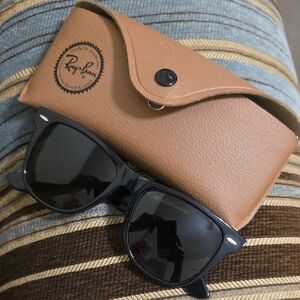 Ray-Ban Vintage B&L 1724 Wayfarer II Sunglasses With Original Brown Case